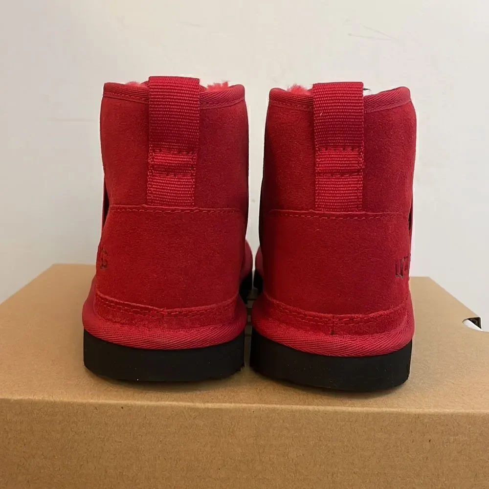 UGG Kid Neumel II Graphic Boots Red US Big Kid 5 Y/UK 4/EU 37